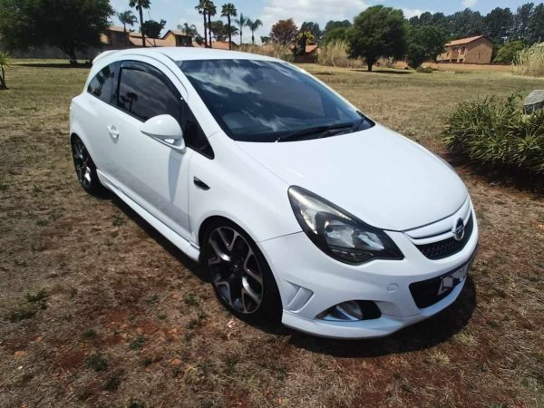 2013 Opel OPC - 2