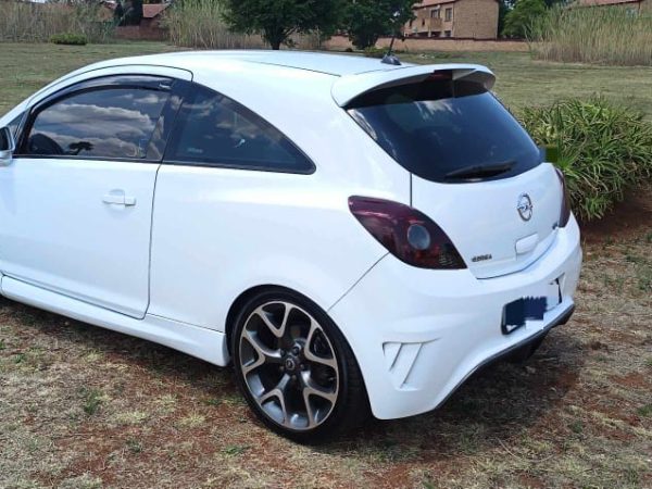 2013 Opel OPC - 9